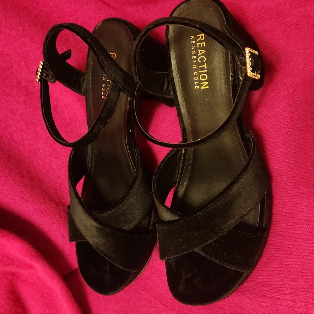 Reaction Kenneth Cole Black Velvet Heels With Black Crystal Platform